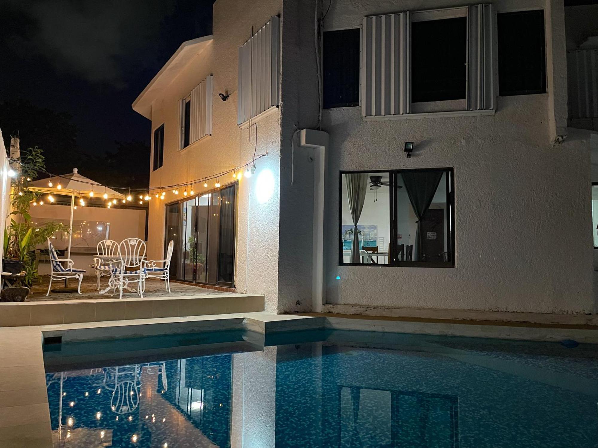 Casa Luna Family & Friends Cancún Eksteriør billede